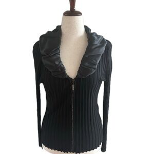 Belldini | Excellent Condition | Black Zip Up Sweater w/ Statement Collar | sz L